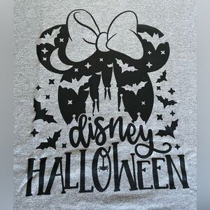 Disney Halloween Women’s Short Sleeve T-Shirt. Gray With Black Print. XL. NWOT